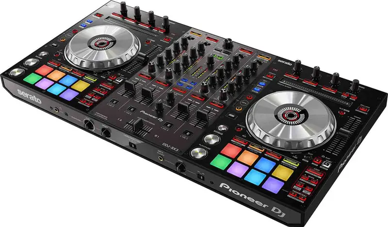 Kontroler Pioneer DJ DDJ-SX3 B-Stock – 4-kanałowy, kompatybilny z Serato DJ Pro