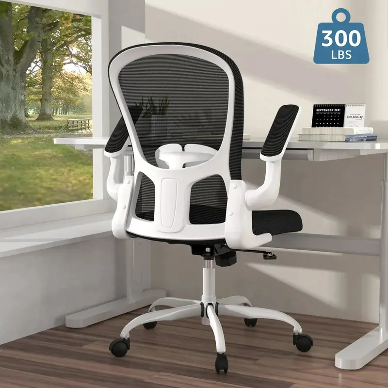 Fotel biurowy ergonomiczny Silybon, regulowany na wysokość, ze składanymi podłokietnikami, przewiewna siatka, nośność 136 kg, kolor biały
